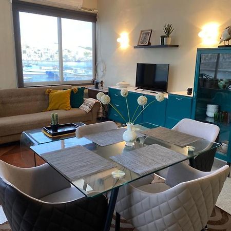 דירות סיינט פול ביי A Sea View Maisonette Right On The Waters Edge. מראה חיצוני תמונה