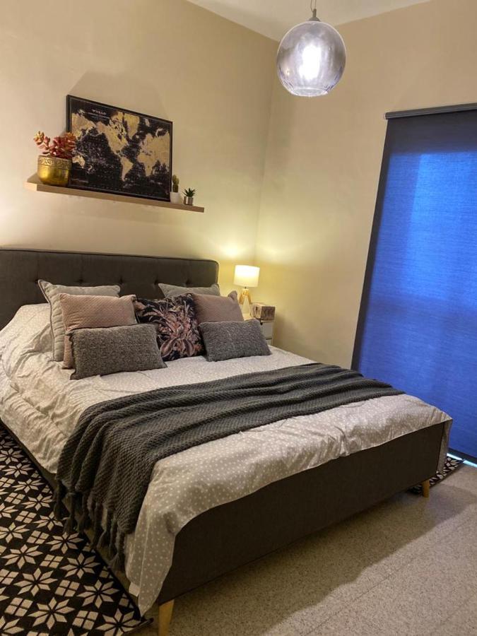 דירות סיינט פול ביי A Sea View Maisonette Right On The Waters Edge. מראה חיצוני תמונה